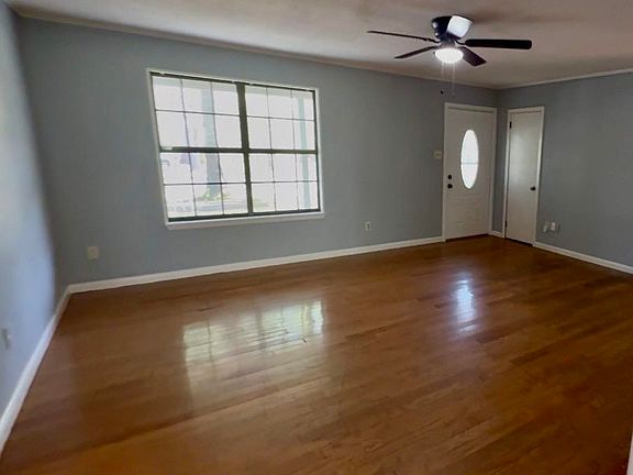 2nd image of 1312 Oakbend Dr