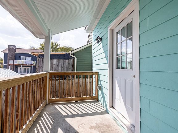 5th image of 135A Fain St