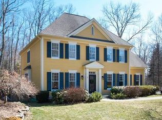 2 Northington Dr, Avon, CT 06001