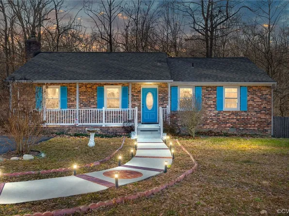 2422 Liverman Dr, North Prince George, VA 23860