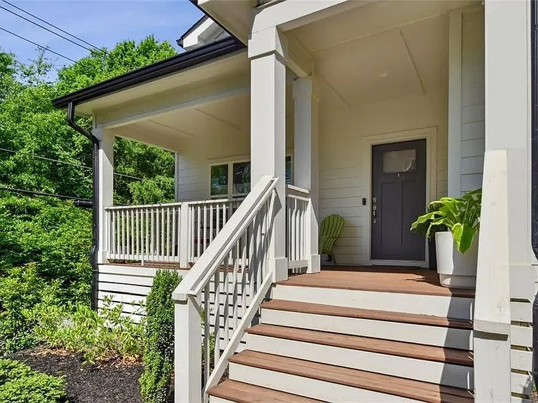 1237 Milton Ter SE — Photo 33