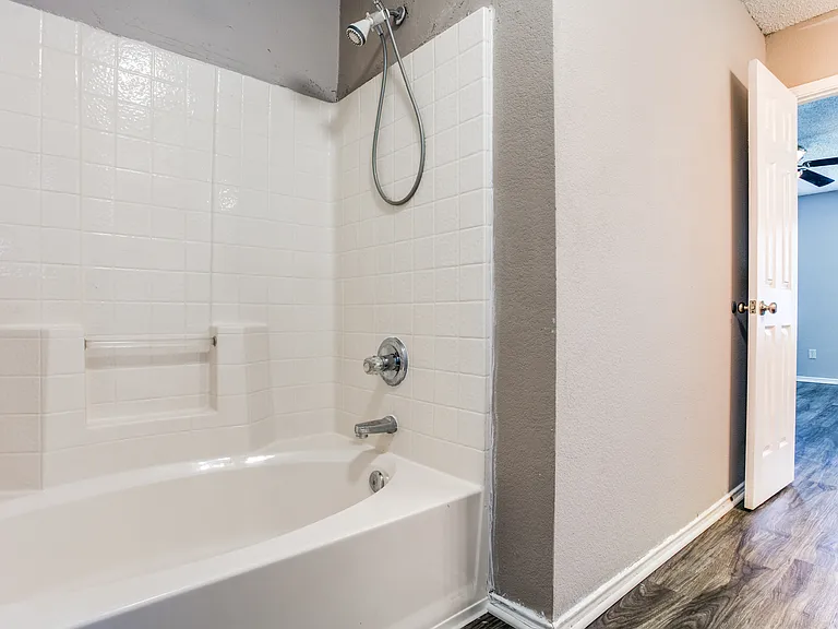 724 Pace Dr — Photo 14