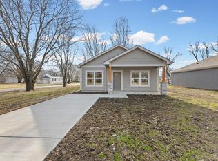 846 Hamblin St, Ottawa, KS 66067