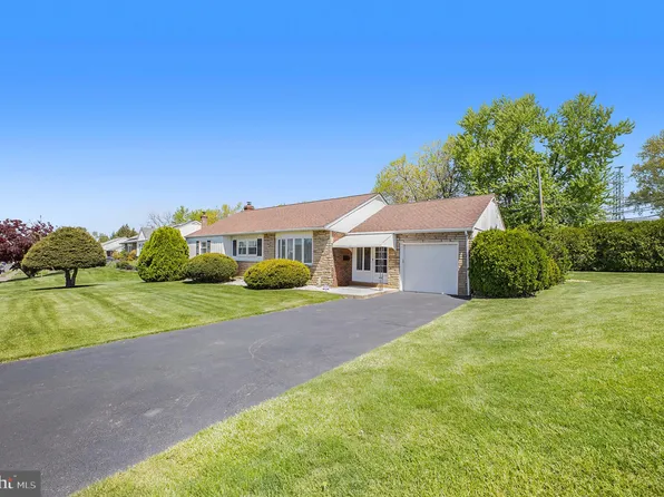 400 Hallman Ave, Conshohocken, PA 19428