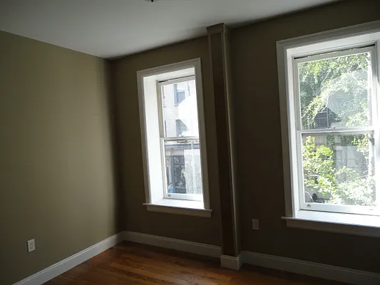Rented by Aimee Grodanz, LREB | media 17