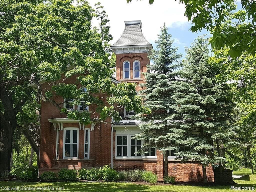 3590 Orchard Lake Rd, Orchard Lake, MI 48324 Zillow