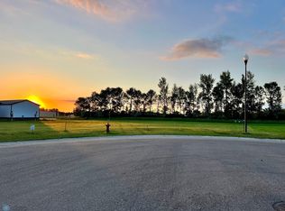 211 19th St NE, Barnesville, MN 56514