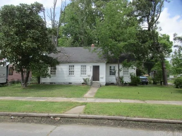 2003 W 25th Ave, Pine Bluff, AR 71603