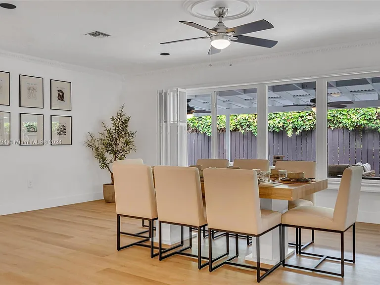 630 NE 117th St — Photo 34