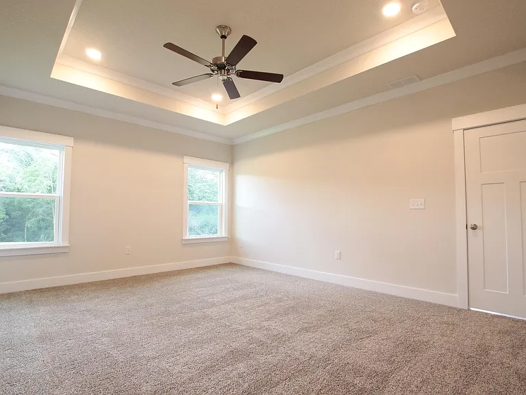 416 Pemberton Ln — Photo 7