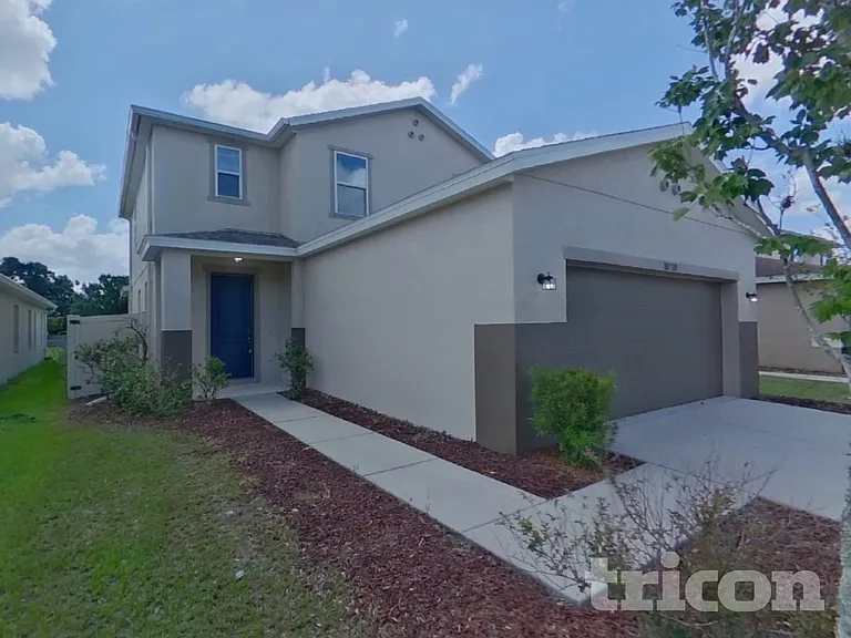 10710 Southern Forest Dr — Photo 2