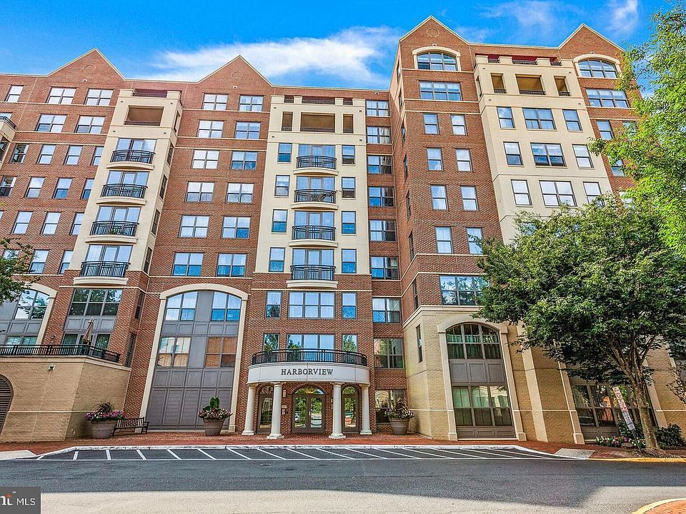 1st image of 485 Harbor Side St APT 212