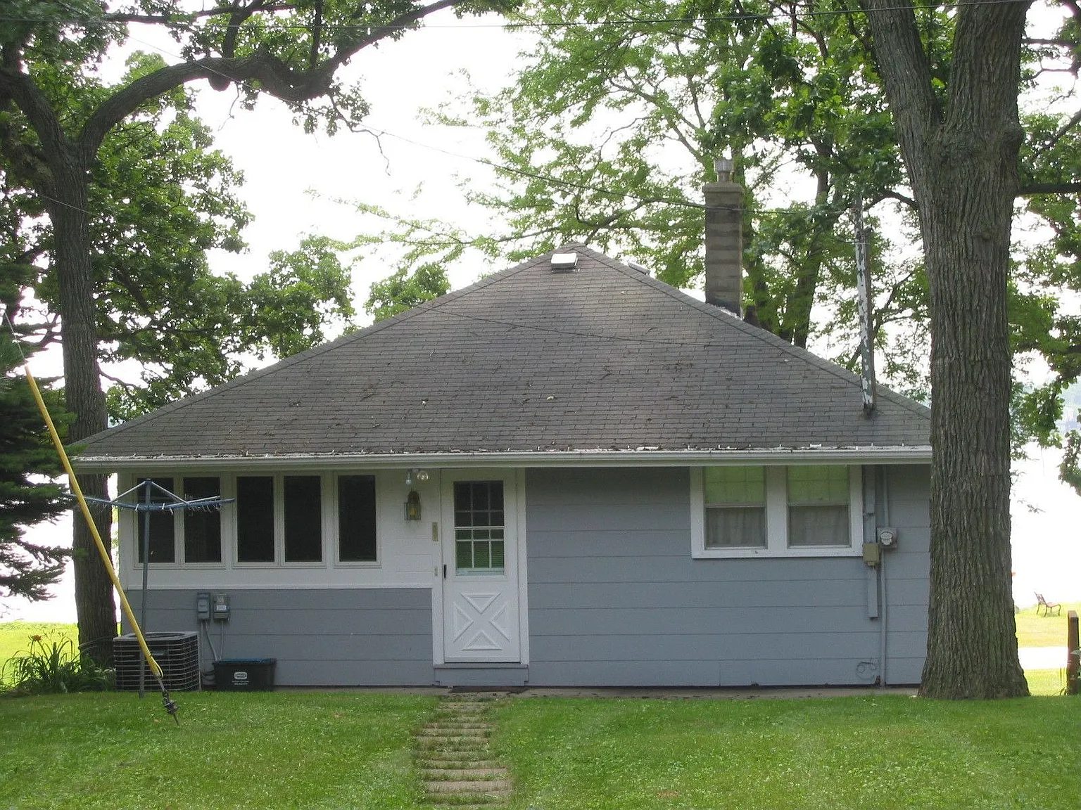 25937 W Elmwood Ave photo 1