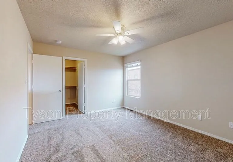 2440 Corvara Dr SE — Photo 18