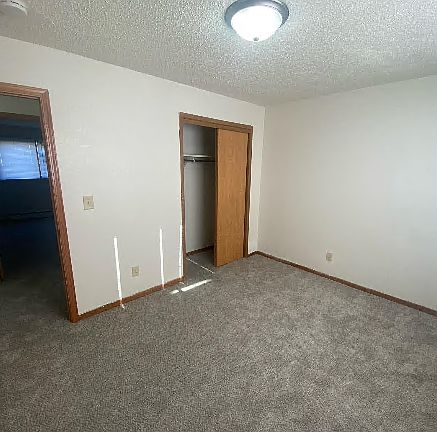 3rd image of 441 Lindale Dr APT 1