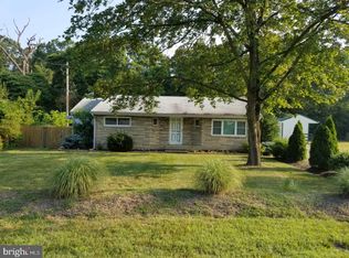 147 W Hampton St, Pemberton, NJ 08068