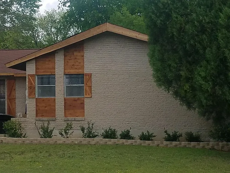 427 Southport Dr — Photo 4