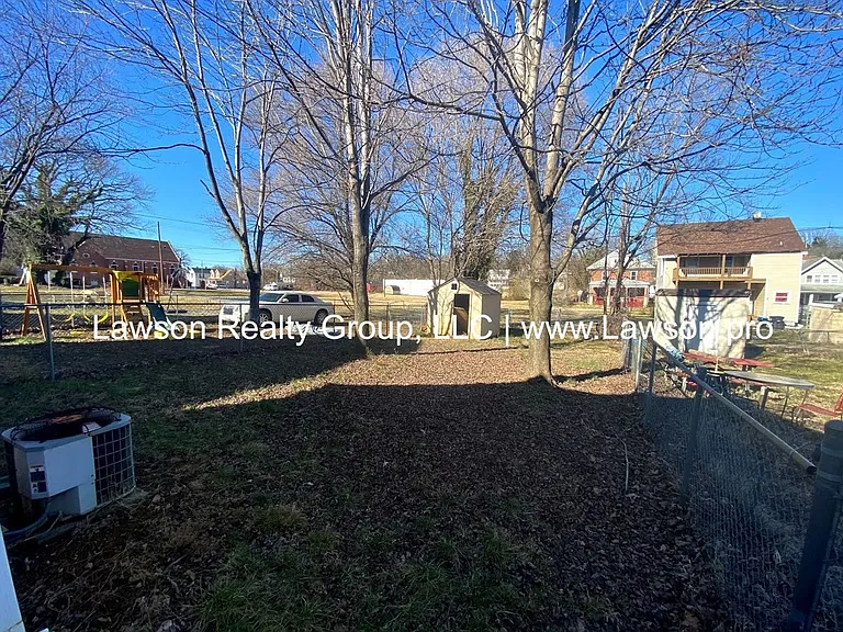 813 Gilmer Ave NW — Photo 26