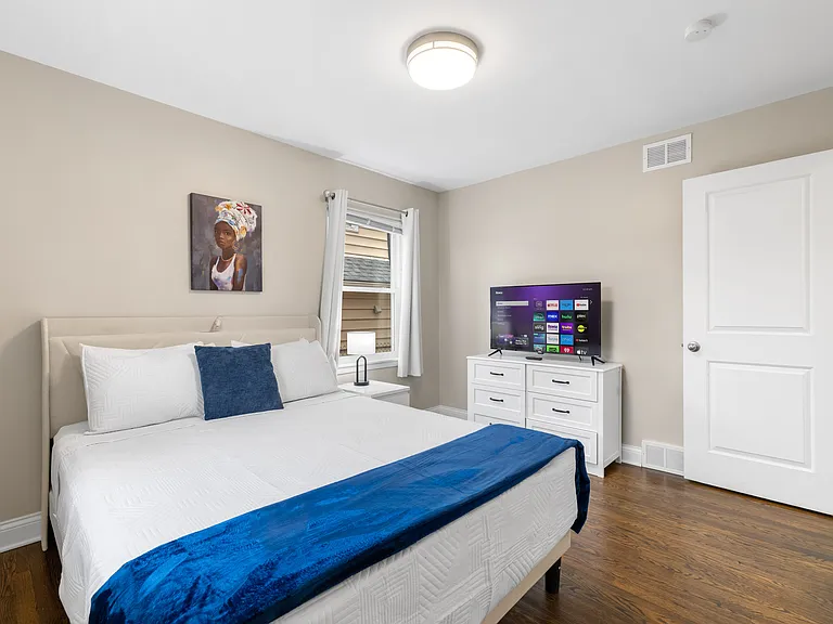 424 W Avery St — Photo 18