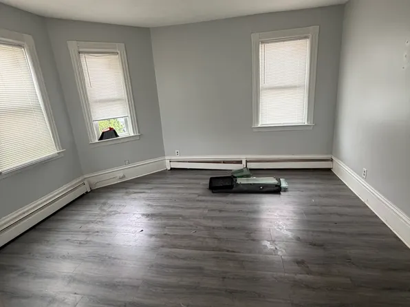 661 Union Ave Floor 1, Providence, RI 02909