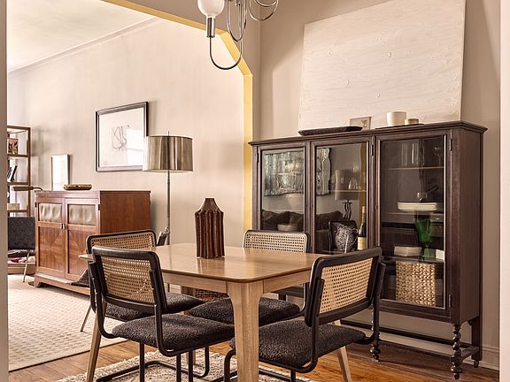 5th image of 242 E 87th St APT 5F