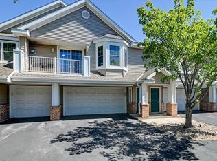 3258 Stonecreek Dr, Madison, WI 53719