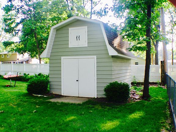 5th image of 2185 Belle Meade Dr