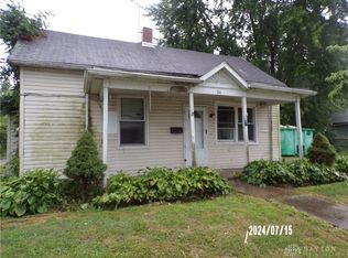 24 Adams St, Jamestown, OH 45335