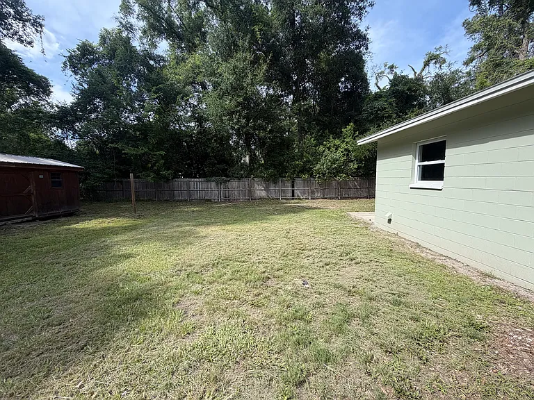 18868 NW 250th St — Photo 31