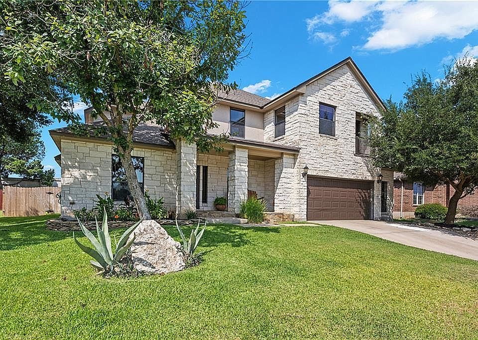 1st image of 409 Darkwoods Dr