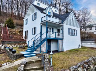 13 Oak Ave, Highland Falls, NY 10928