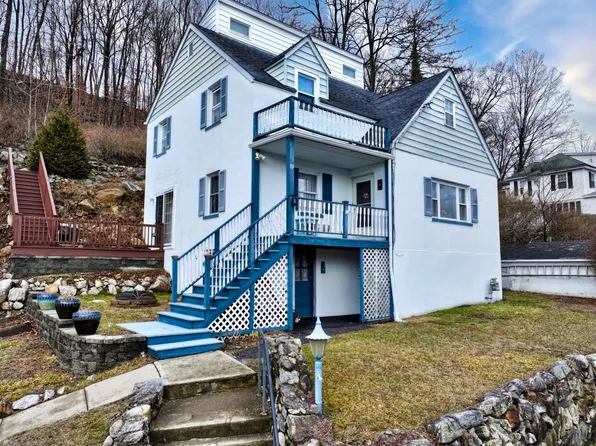 13 Oak Avenue, Highland Falls, NY 10928
