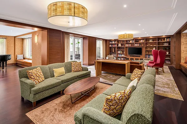 Rented by Douglas Elliman | media 17