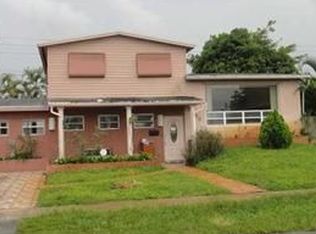 7290 NW 1st St, Pembroke Pines, FL 33024