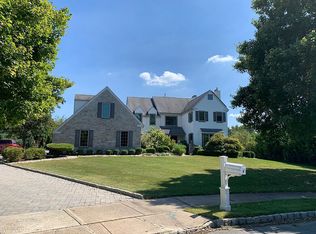 4 Osprey Ct, Cranbury, NJ 08512