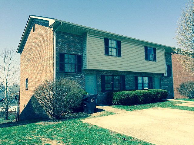 1st image of 208 S Keeneland Dr