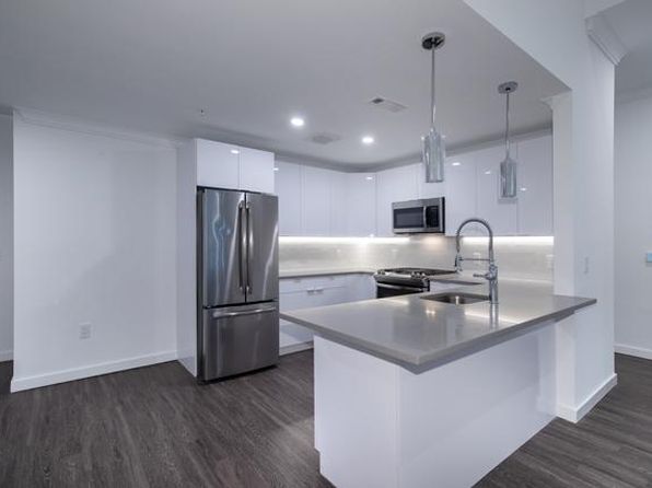 Fairfield Metro At Mineola | 119 Searing Ave, Mineola, NY