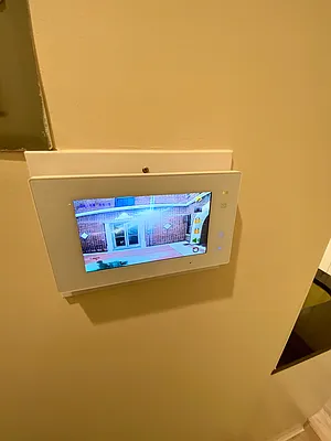 Rented by LRGNY Group, Inc. | media 28