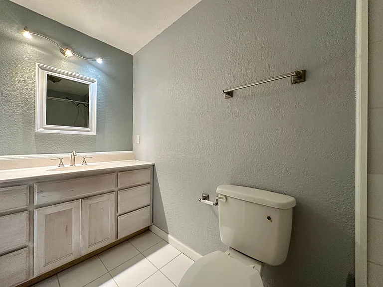 1801 Glendale Dr — Photo 31