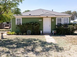 2301 E 1st St, Petersburg, TX 79250