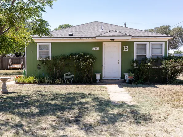 2301 E 1st St, Petersburg, TX 79250