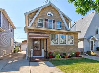 430 W Hazeltine Ave, Buffalo, NY 14217