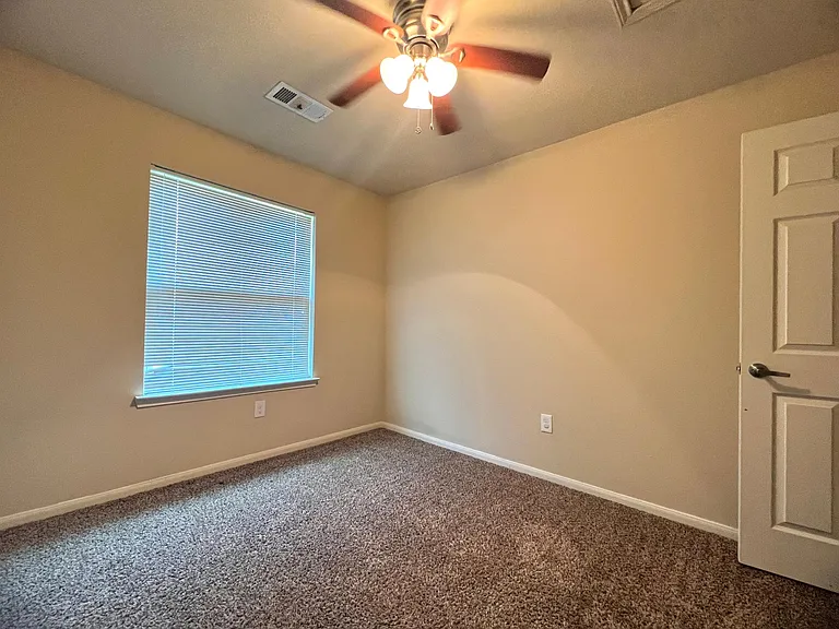 2512 S Houston Ave #D — Photo 5