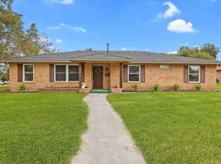 928 Oak Trl, Desoto, TX 75115