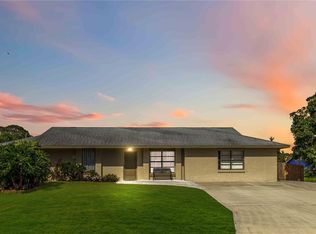 701 Elmont St NW, Palm Bay, FL 32907