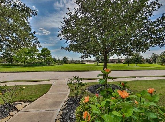 3rd image of 10006 Nicollet Lake Ln