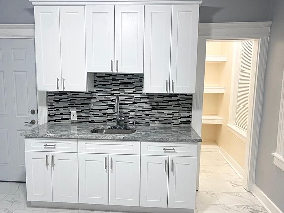 4th image of 38 Bronx Ave #1