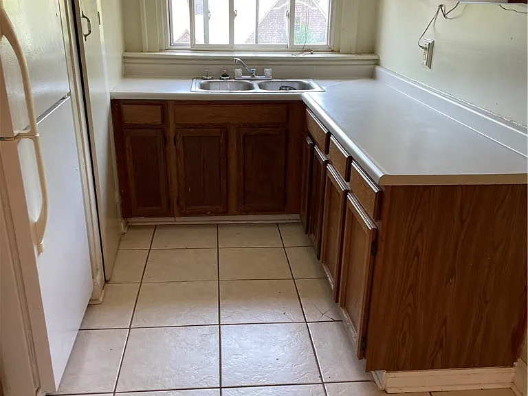 721 W Ferry St #7 — Photo 10