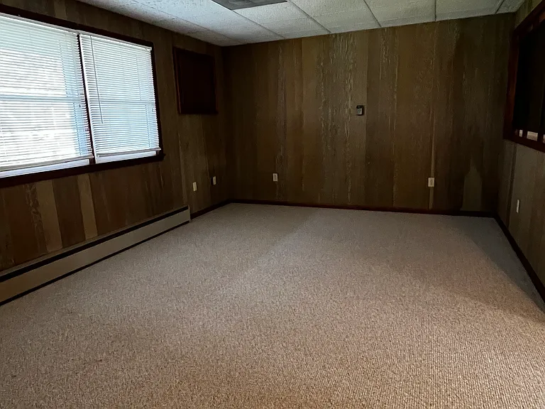 224 Ladd Rd #B — Photo 3