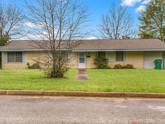 2nd image of 117 Cedar Heights Dr